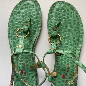 Elaine Turner crocodile T-strap sandals, sz 10
